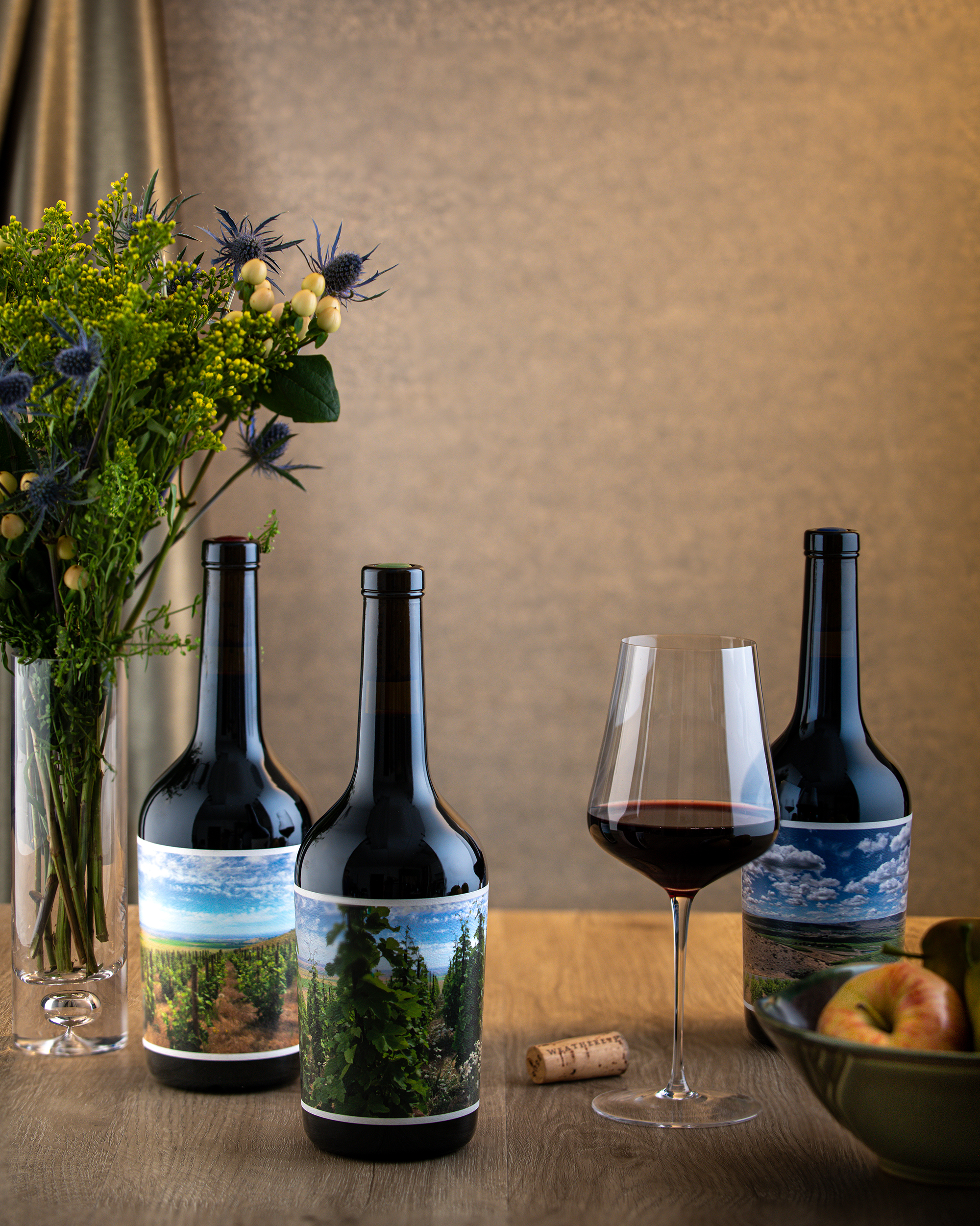 WEATHEREYE-LR-2564-Table2_Whites_Wine_Zoom_Vertical
